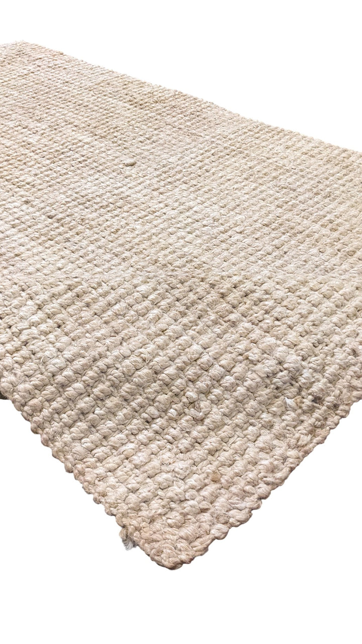 Chunky Natural Jute Runner - Size: 5.10 x 3.9