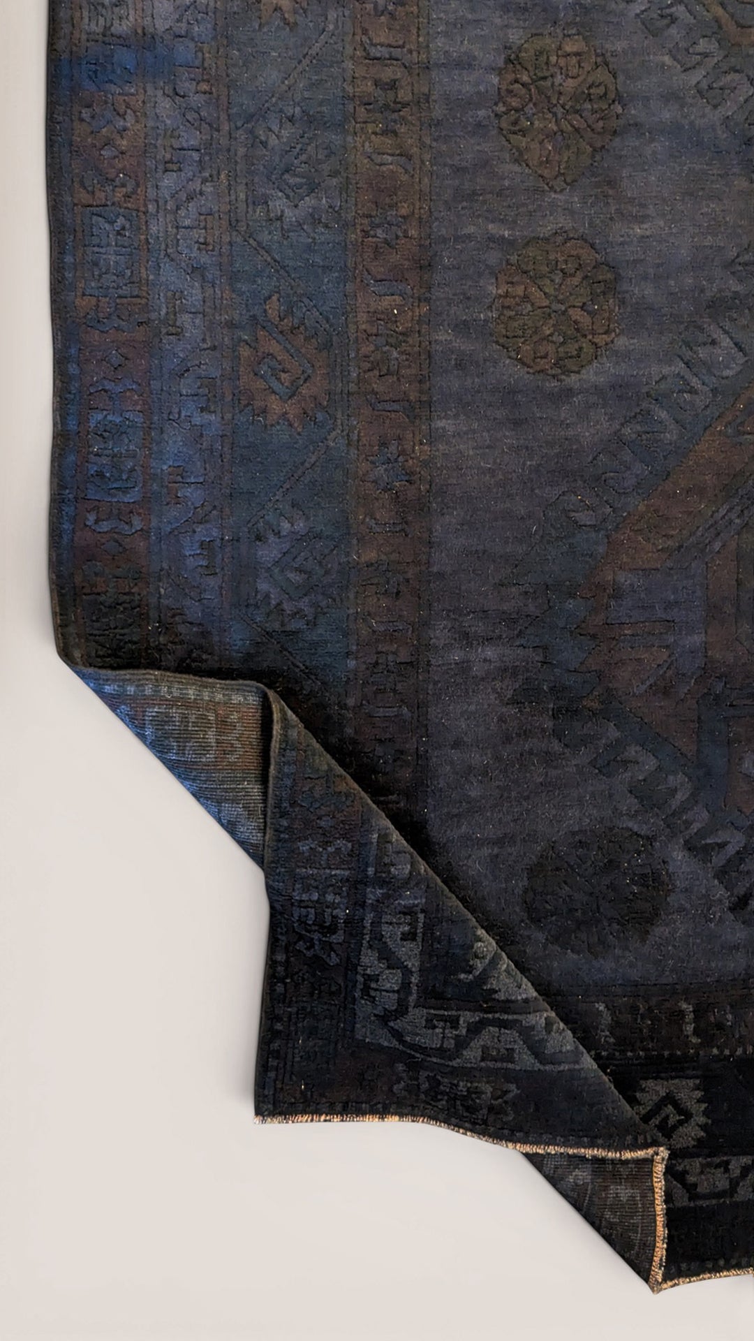 Gabbeh Modern Rug - Size: 9.5 x 6.7