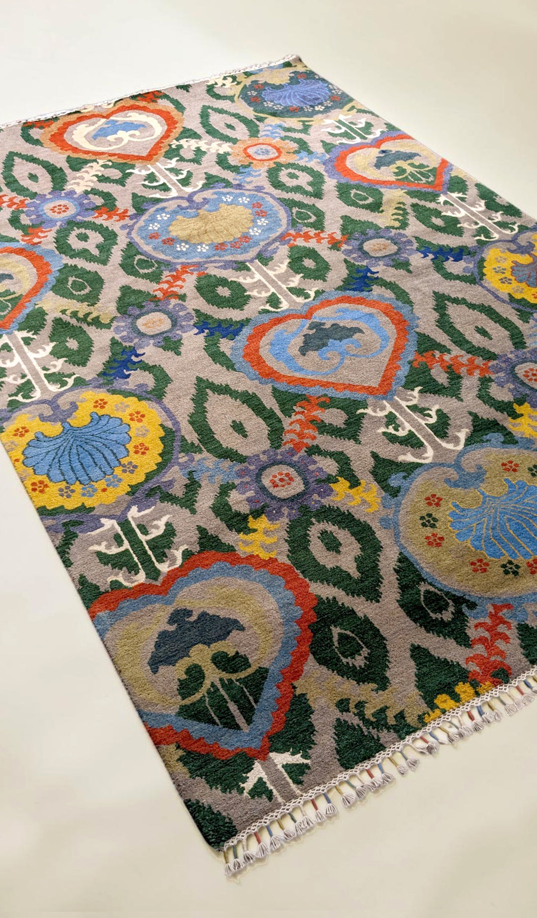 Suzani Modern Chobi Rug - Size: 9.2 x 6.2