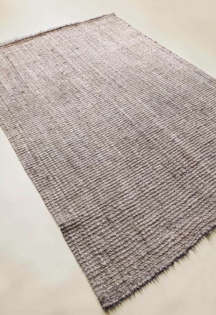Chunky Natural Jute Rug - Size: 7.7 x 5.7