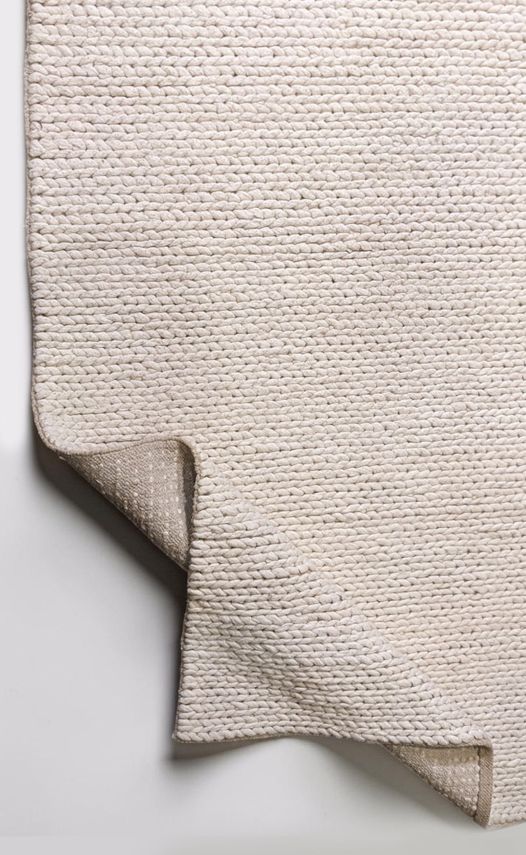 Damro Modern Textured Wool Rug - Size: 8.10 x 6
