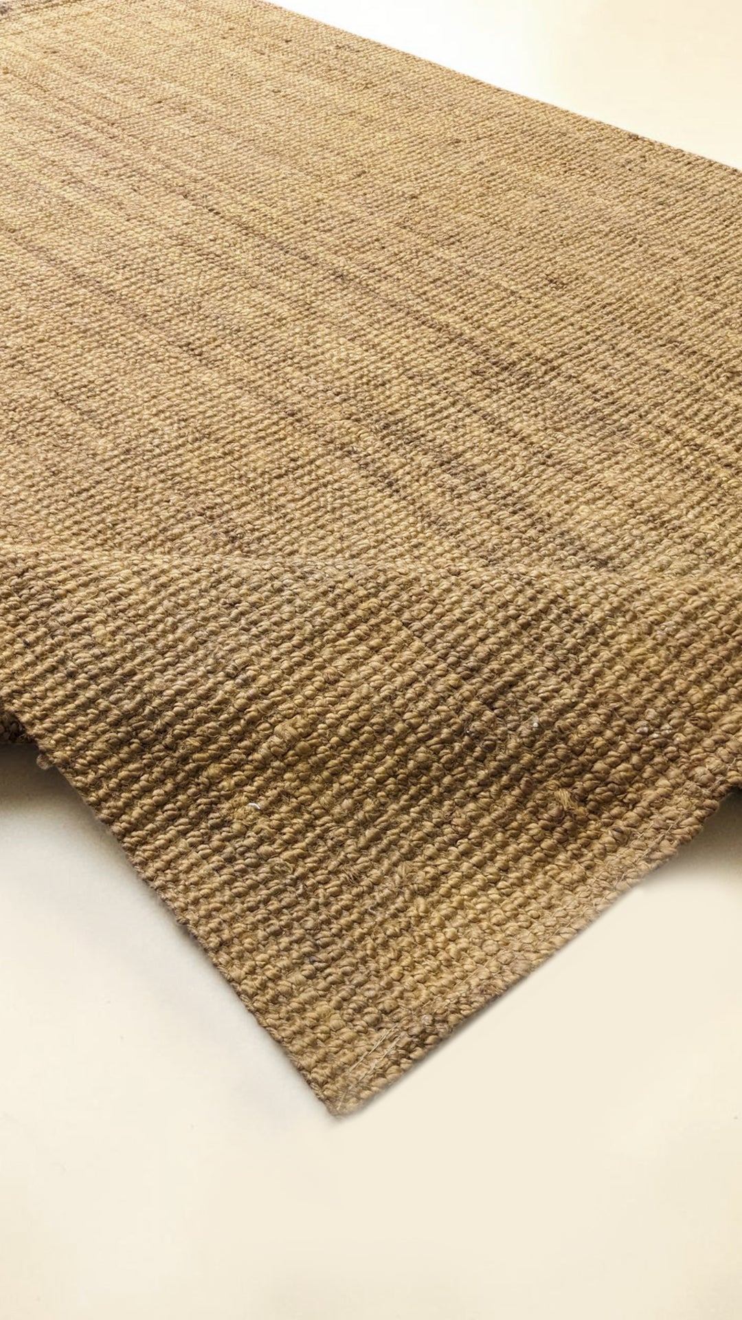 Chunky Natural Jute Rug - Size: 7.3 x 5