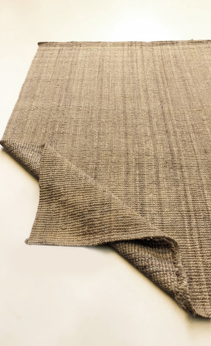 Chunky Natural Jute Rug - Size: 7.3 x 5