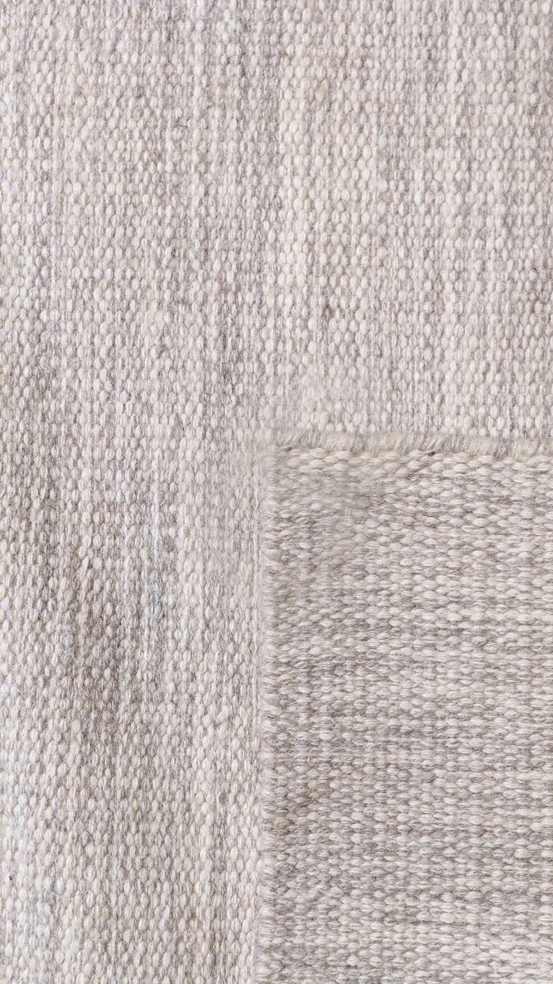 Modern Flatweave Rug - Size: 7.6 x 5.3