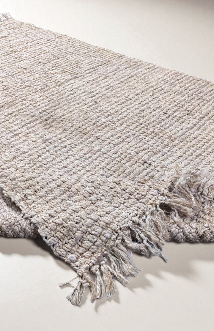 Chunky Natural Jute Rug - Size: 7.10 x 5.3