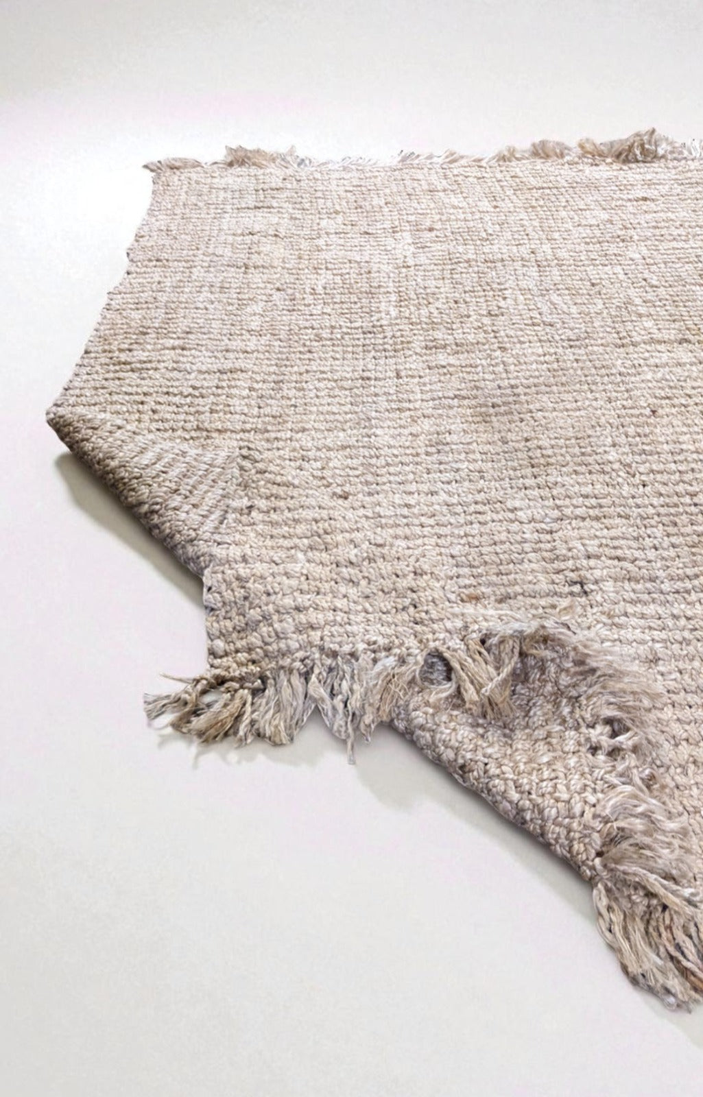 Chunky Natural Jute Rug - Size: 7.10 x 5.3