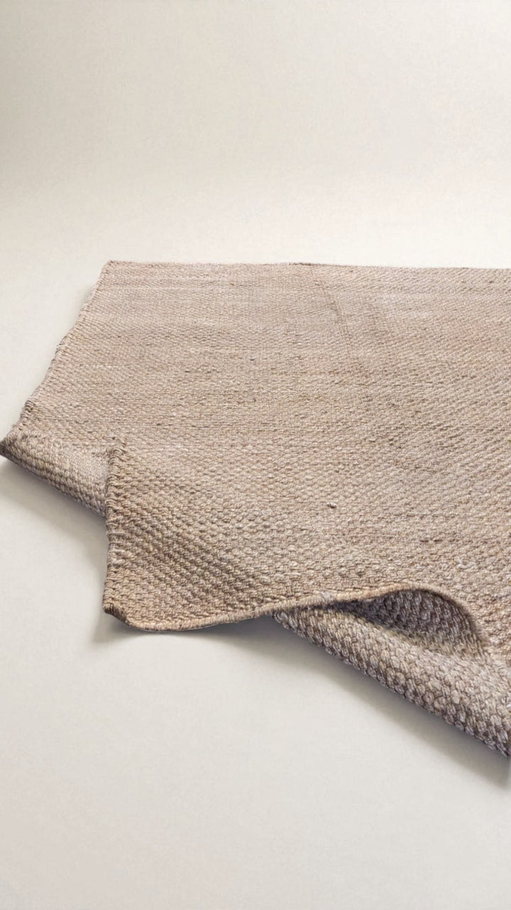 Flatweave Natural Jute Rug - Size: 7.5 x 5.6