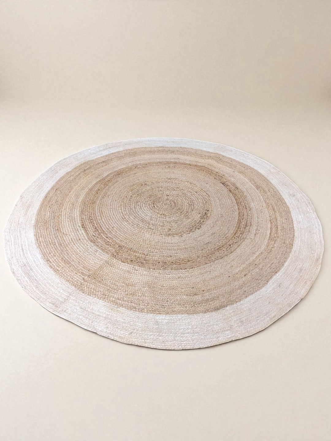 Braided Natural Round Jute Rug - Size: 6.1 x 6.1