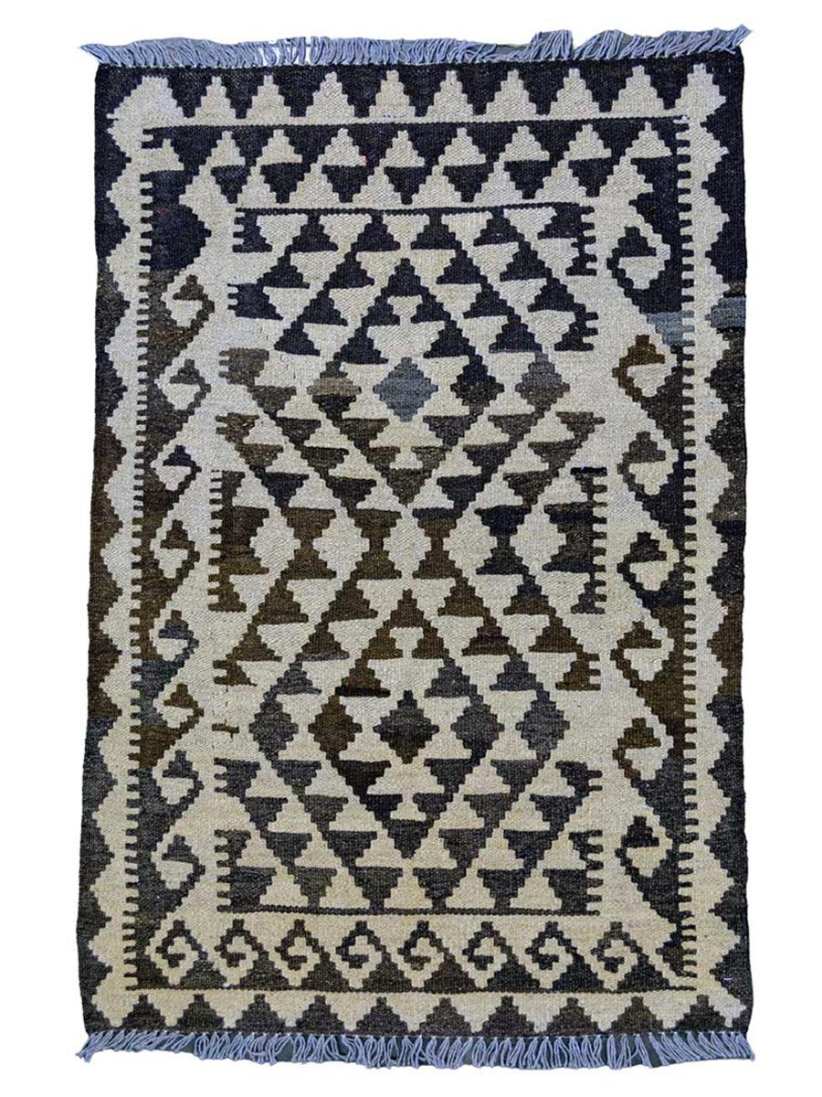 Neutral Bohemian Kilim - Size: 3.11 x 2.7