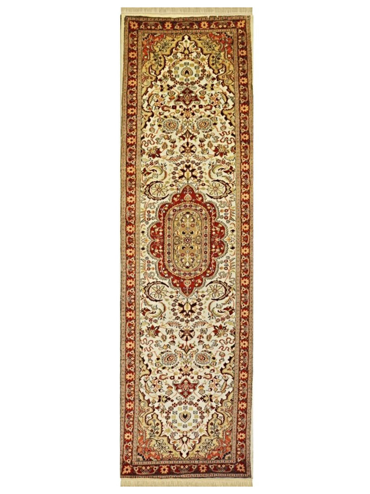 Pakistani Double Knot Rug - Size: 2.6 x 10