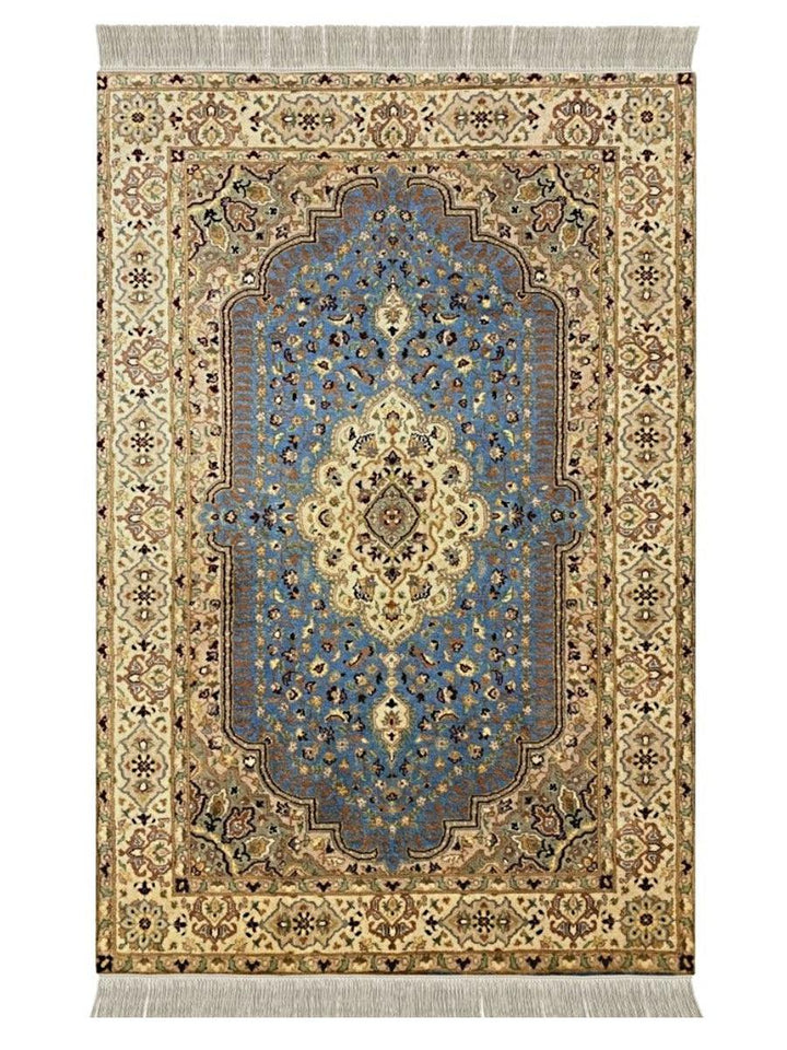 Pakistani Double Knot Rug - Size: 6.2 x 4