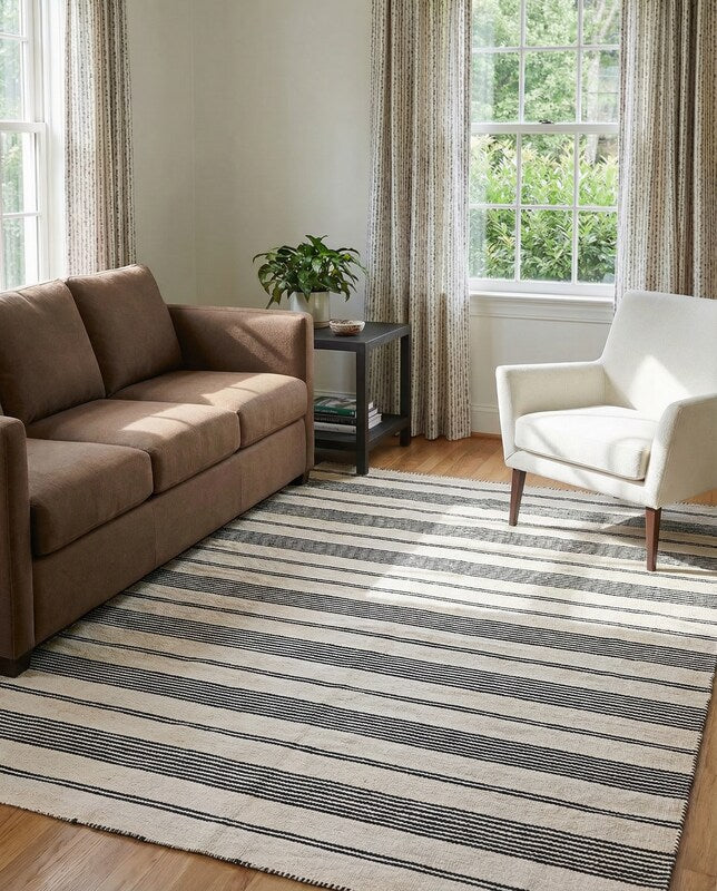 Modern Flatweave Rug - Size: 7.7 x 5