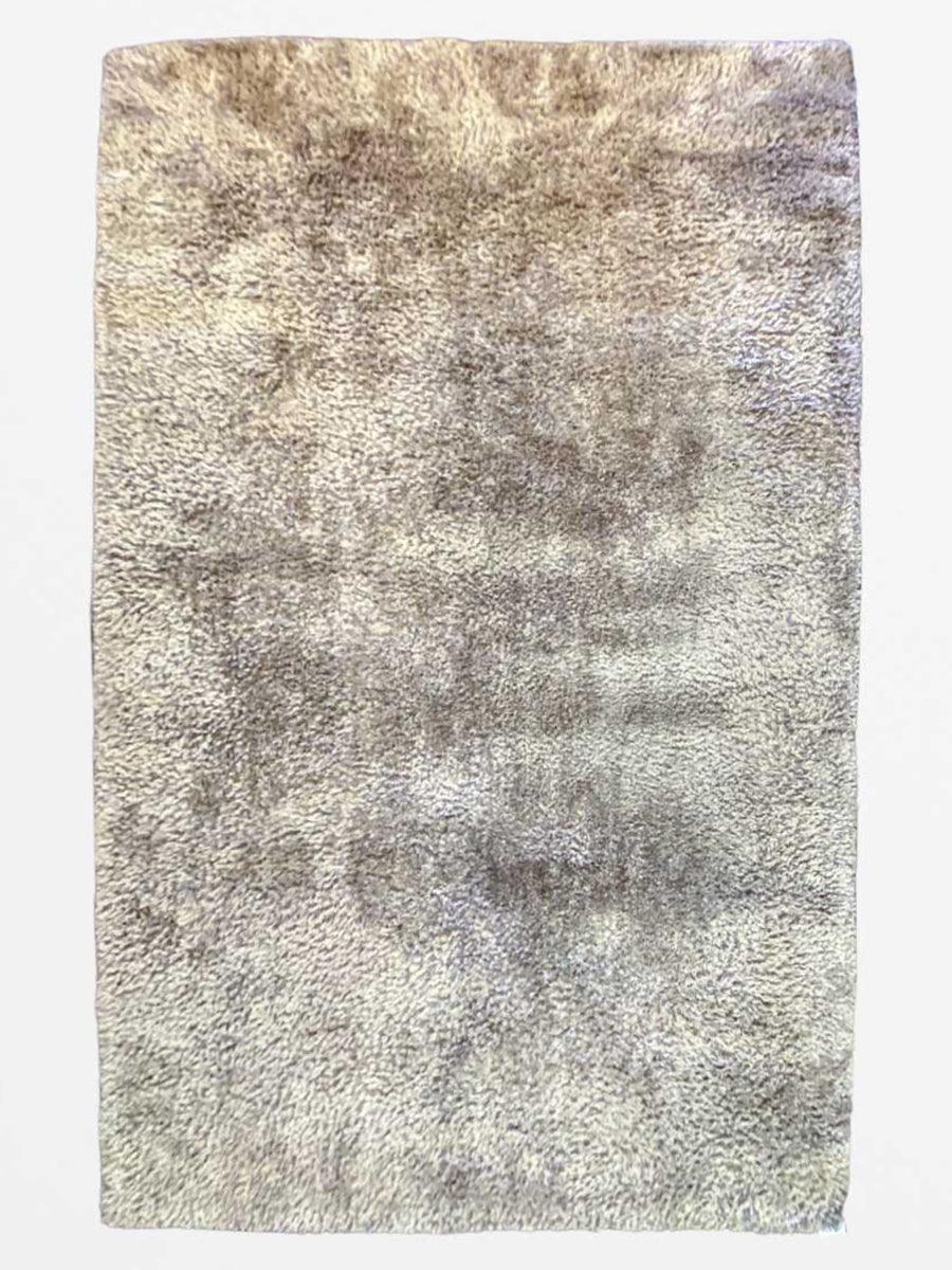 Silk Soft Shag Rug - Size: 9.10 x 6.8