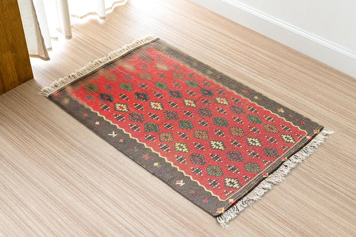 Rumi - Size: 5.9 x 3.11 - Imam Carpet Co