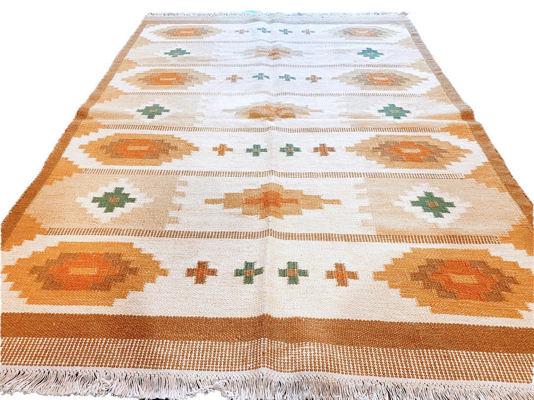 Desert Diamond - Size: 7.5 x 5.5 - Imam Carpet Co