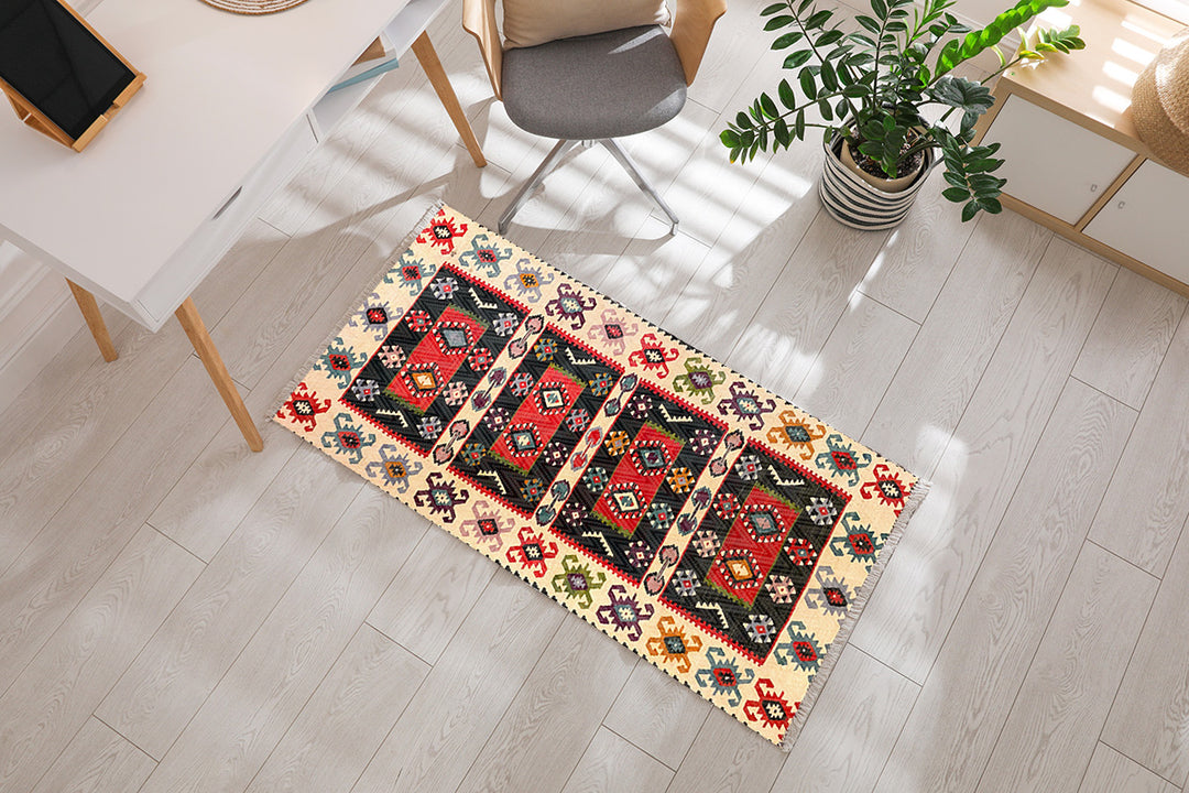 Savuca - Size: 6.2 x 3.2 - Imam Carpet Co