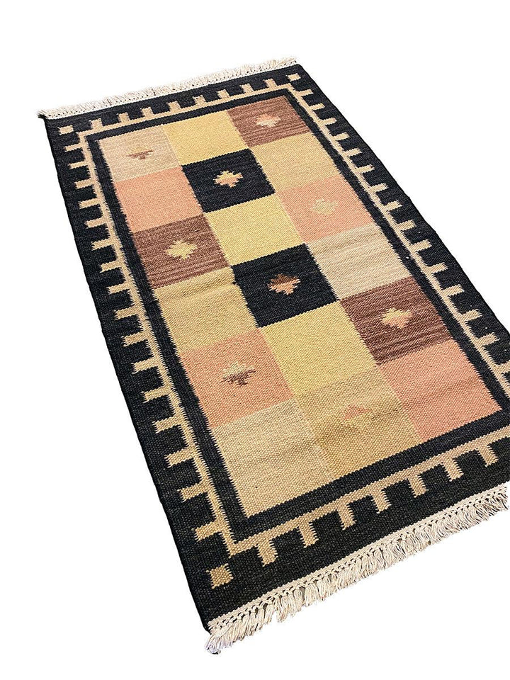 Cascade - Size: 5 x 3.1 - Imam Carpet Co