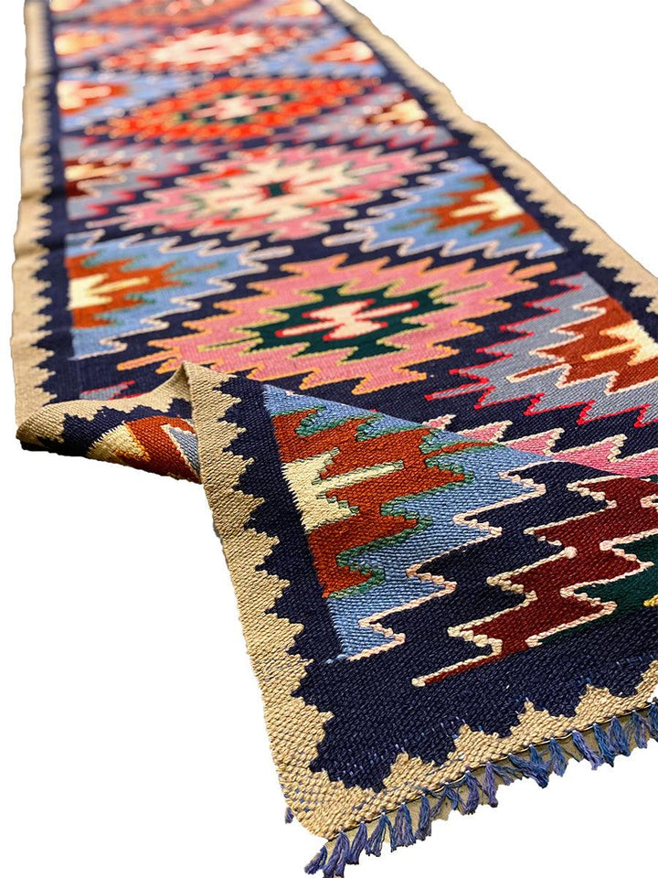 Hakan - Size: 6.3 x 2 - Imam Carpet Co