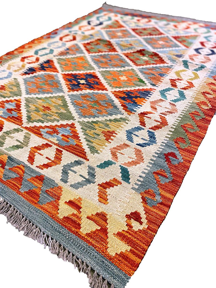 Samiha - Size: 4.8 x 3.2 - Imam Carpet Co