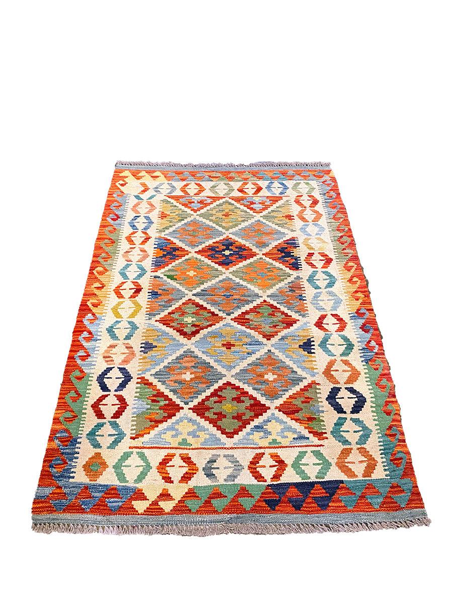 Samiha - Size: 4.8 x 3.2 - Imam Carpet Co