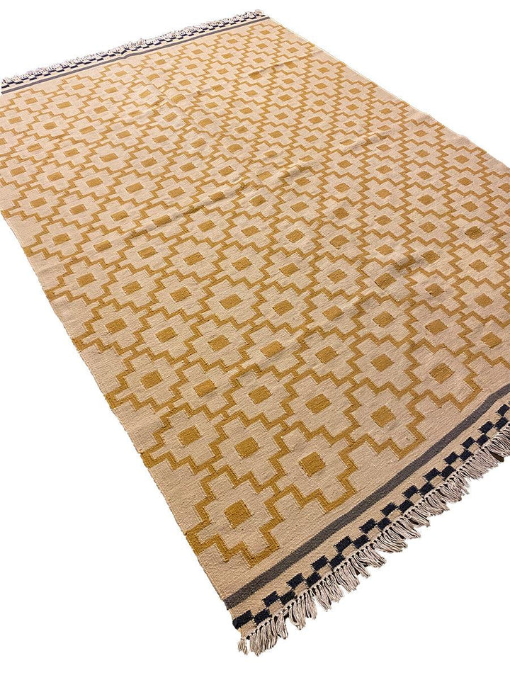 Radiance - Size: 7.9 x 5.6 - Imam Carpet Co