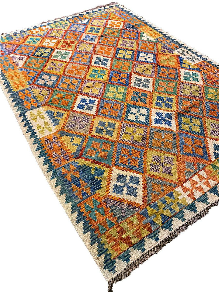 Wilma - Size: 8.1 x 5.9 - Imam Carpet Co