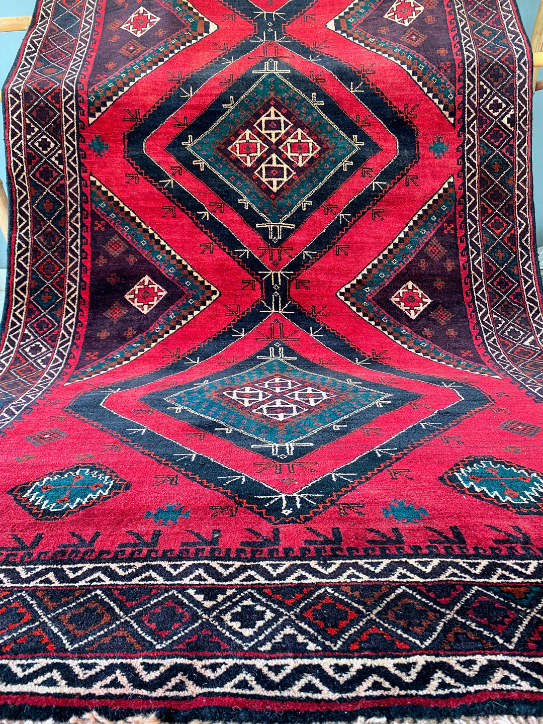 Dearg - Size: 9.6 x 4.4 - Imam Carpet Co