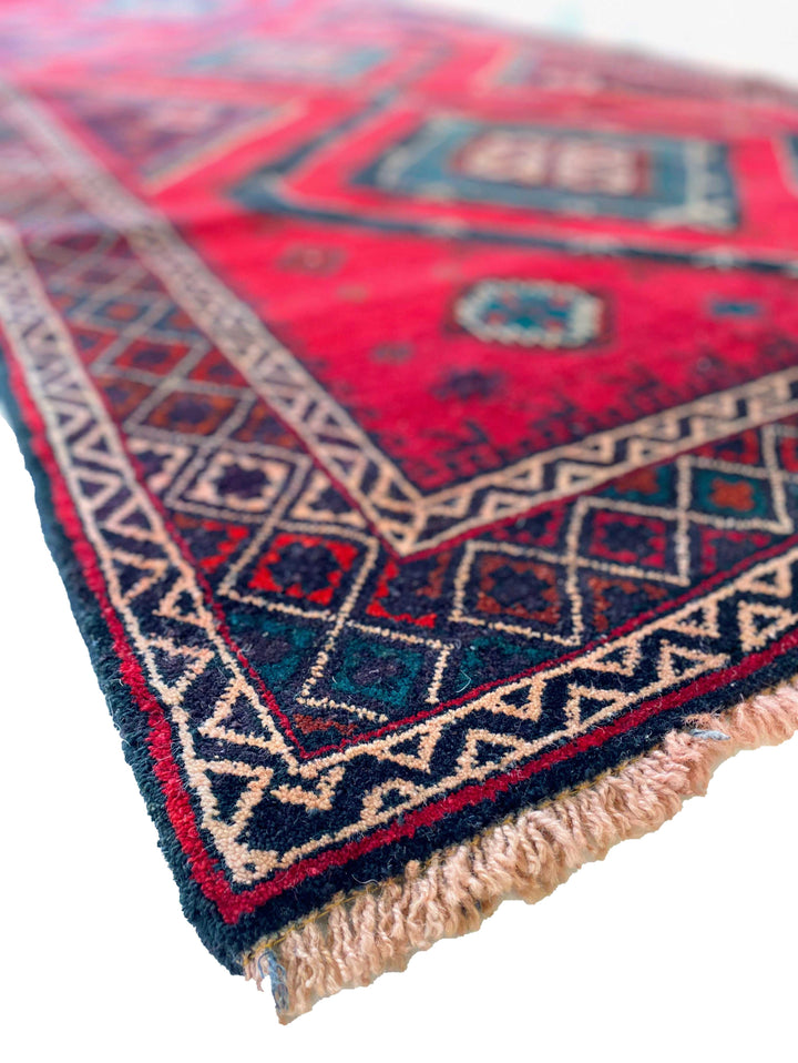 Dearg - Size: 9.6 x 4.4 - Imam Carpet Co