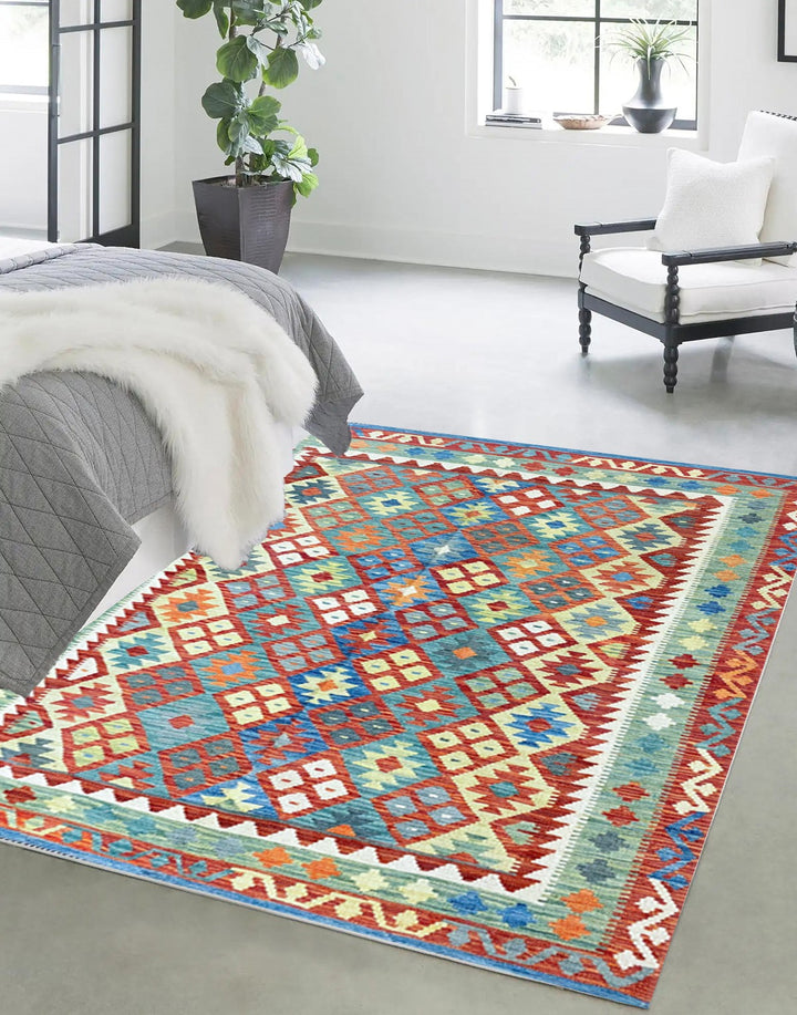 Zora - Size: 6.7 x 4.10 - Imam Carpet Co