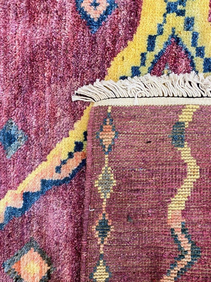 Abrush Moroccan Rug - Size: 8.1 x 5.6 - Imam Carpet Co