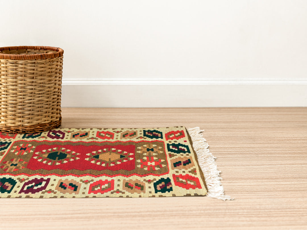 Yenice - Size: 3 x 1.6 - Imam Carpet Co