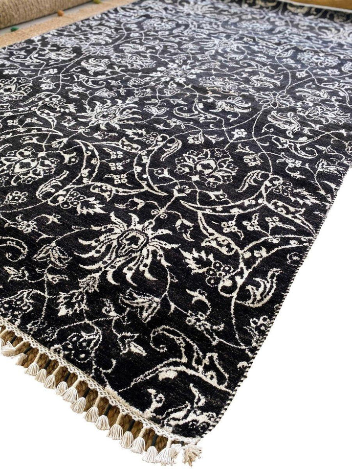 Black & White Floral Rug - Size: 8.11 x 6 - Imam Carpets Online Store