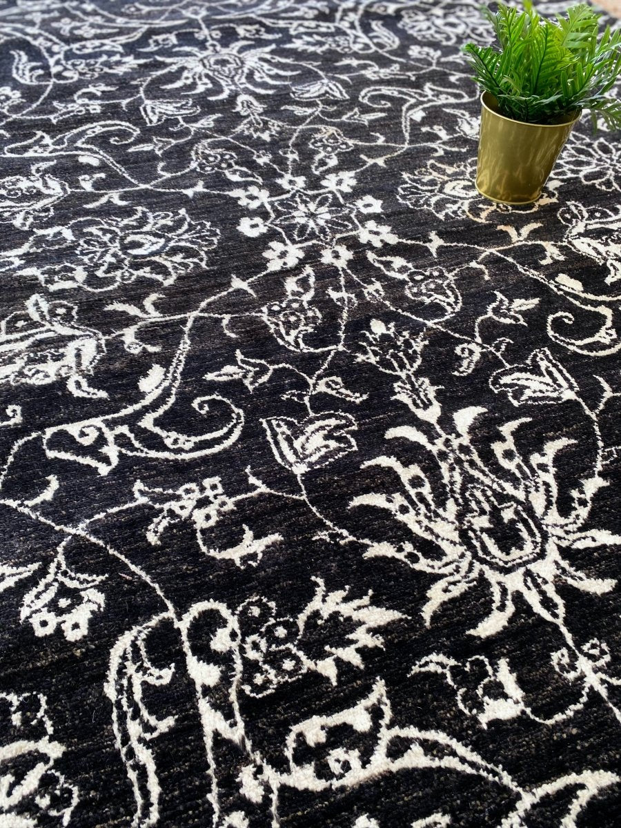 Black & White Floral Rug - Size: 8.11 x 6 - Imam Carpets Online Store