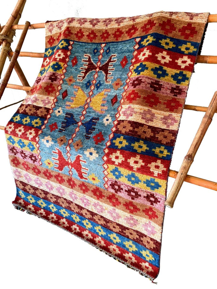 Kilim in a Rug - Size: 6.2 x 4.1 - Imam Carpets - Online Shop