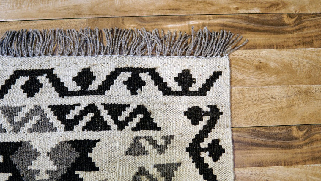 Neutral Bohemian Kilim - Size: 6 x 3.11 - Imam Carpets - Online Shop