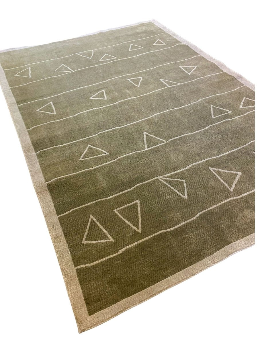 Triangle Gabbeh Rug - Size: 9.4 x 6.6 - Imam Carpets - Online Shop